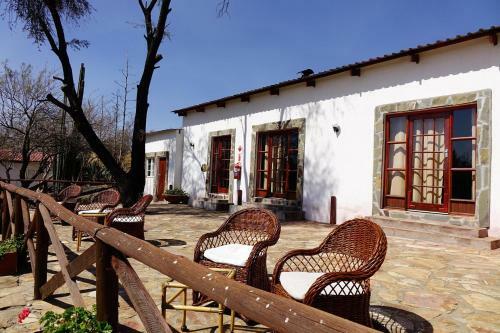 Eagle Rock Guest-farm And Business Lodge