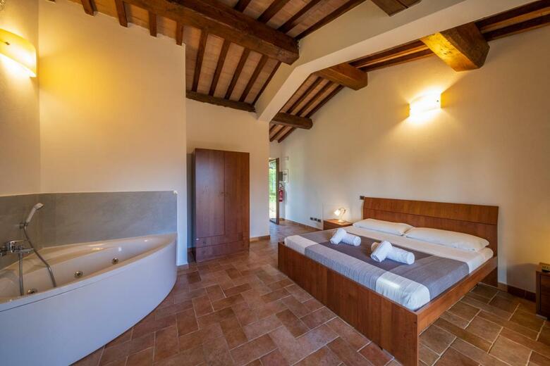 Hostal Agriturismo Borgo Biaia