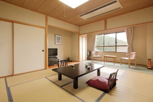 Sanazawa-no-mori
