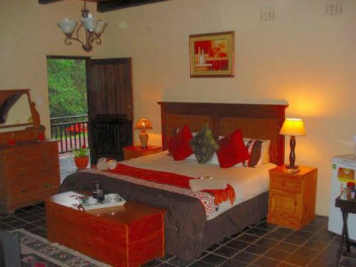 Hostal La Familia Guest House
