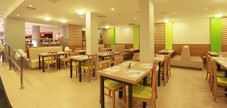 Apartamentos Flamingo Beach Resort