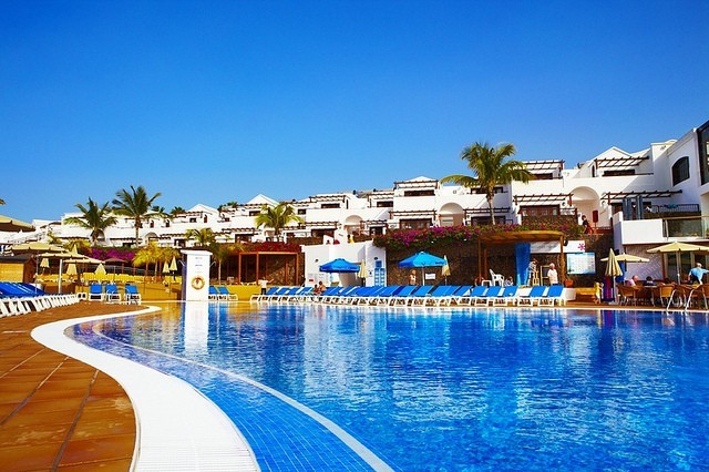 Apartamentos Flamingo Beach Resort