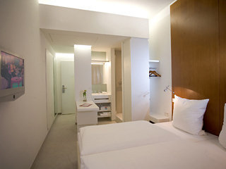 Hotel Ellington