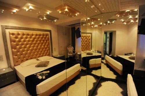 Carol Hotel