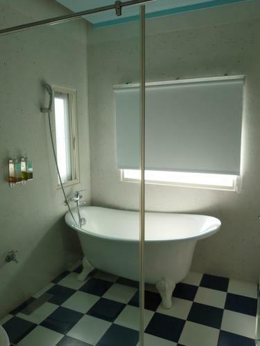 Bed & Breakfast Lotus Hostel Beicheng Zhuang