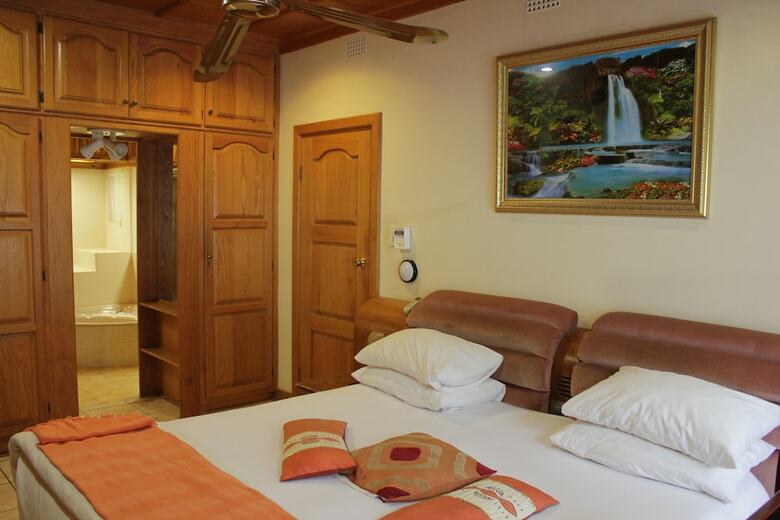 Hostal Tzaneen Guest House