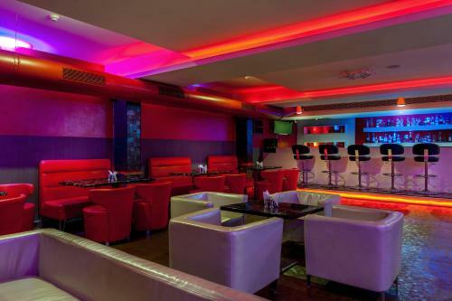 Hotel Saaral Residency