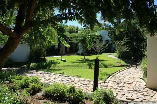 Hostal African Vineyard Guesthouse