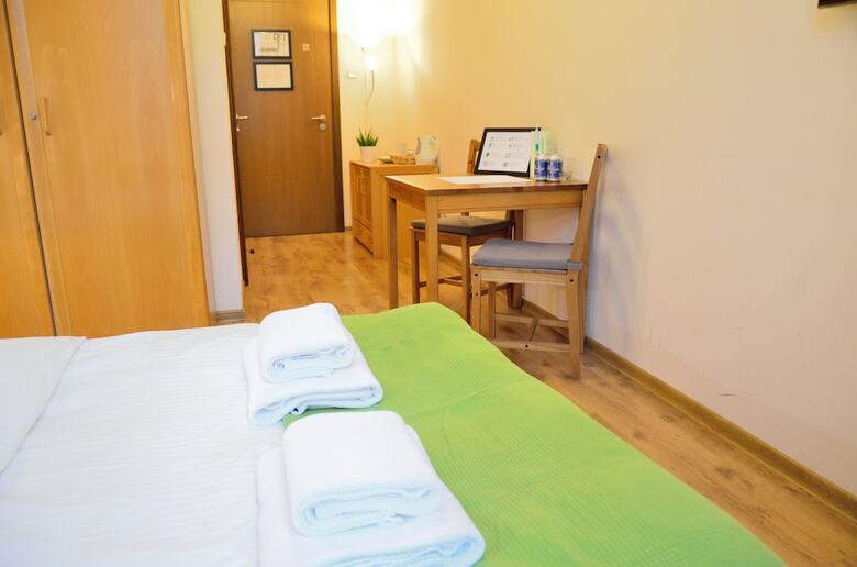 Hostal Wenderedu Business Center