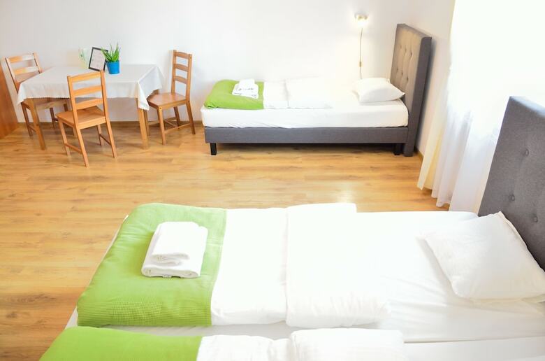 Hostal Wenderedu Business Center