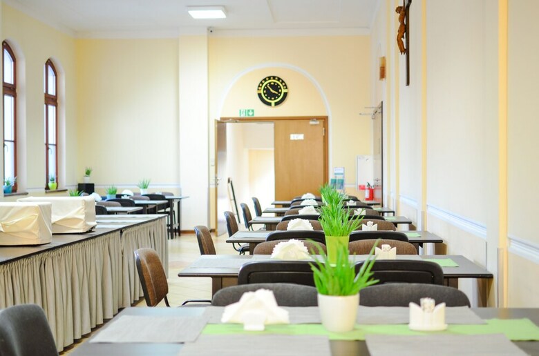 Hostal Wenderedu Business Center