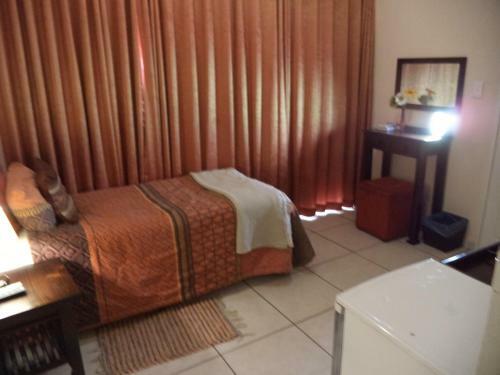 Hostal Heatherdale Guesthouse & Shuttle Services
