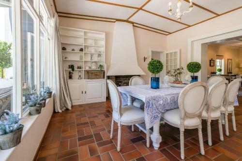 Hostal No.10 Caledon Street Guest House
