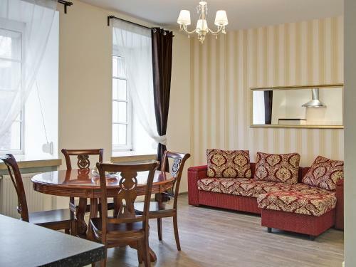 Center City Apartments - Heart Old Town