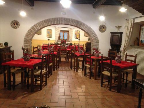 Hostal Agriturismo Casale Le Burgne