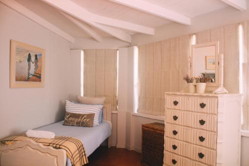 Hostal Cornerway Guest House