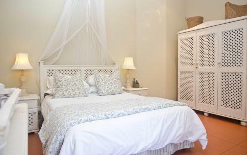 Hostal Cornerway Guest House