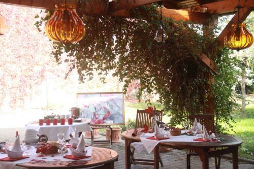Hostal Pensiunea Curtea Bavareza