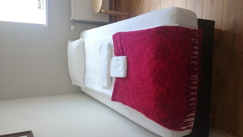 Hostal Nord Marina Guesthouse