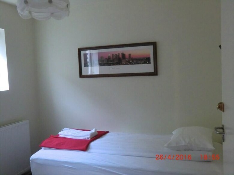 Hostal Nord Marina Guesthouse