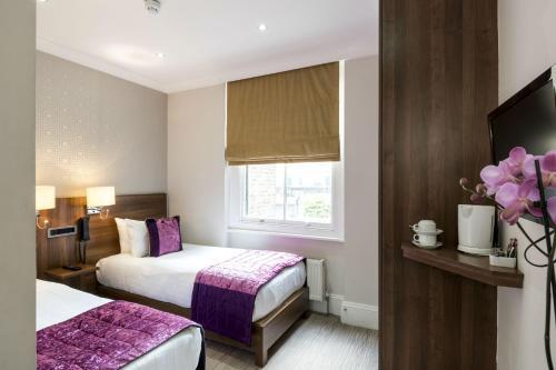Hotel London House