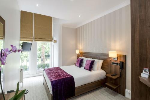 Hotel London House