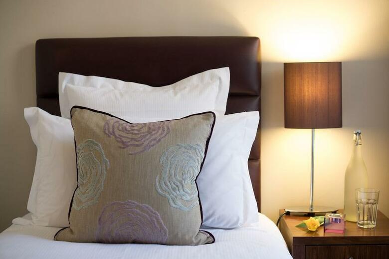 Hotel Dolphin House Serviced Apartments