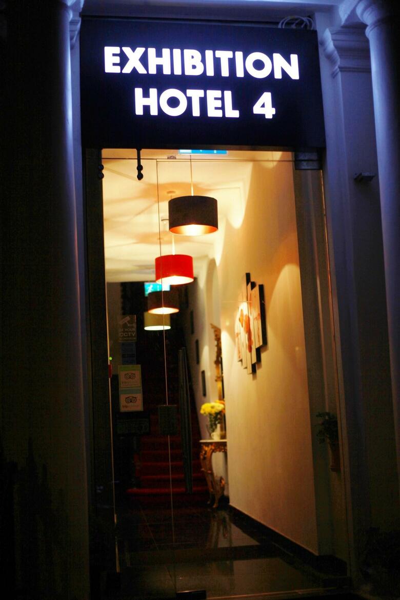Exhibition Court Hotel 4