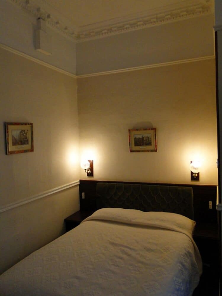 Hotel Hallam