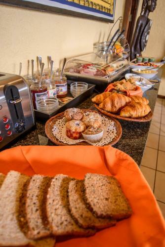 Hostal Abangane Guest Lodge