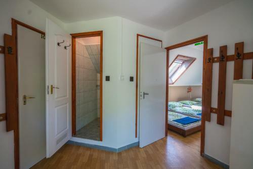 Hostal Ark�num Vend�gh�z