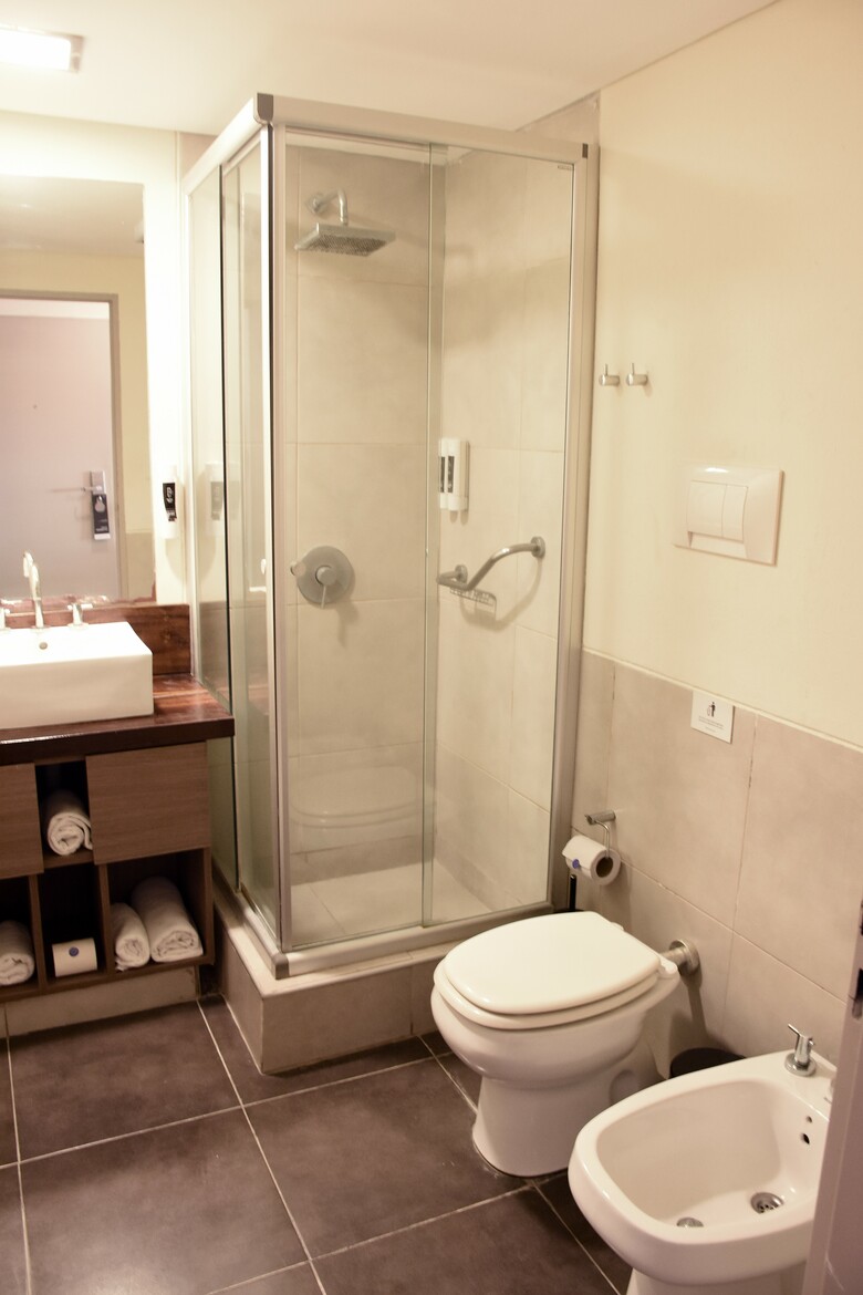 Hotel Casa Campus Pilar Suites