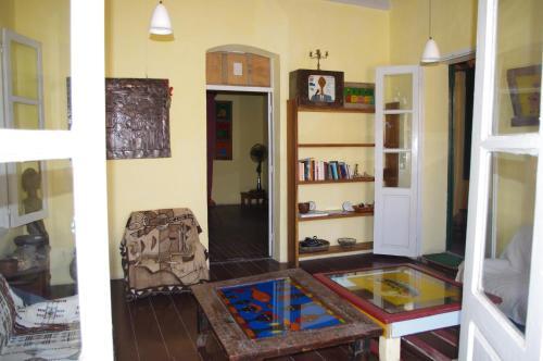 Hostal Maison Augustin Ly