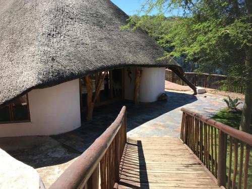 Bed & Breakfast Mpotshane Safaris