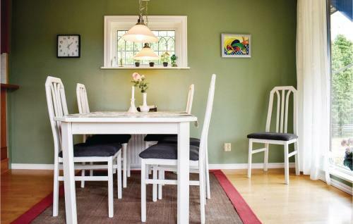 Holiday Home Joels V�g F�rjestaden