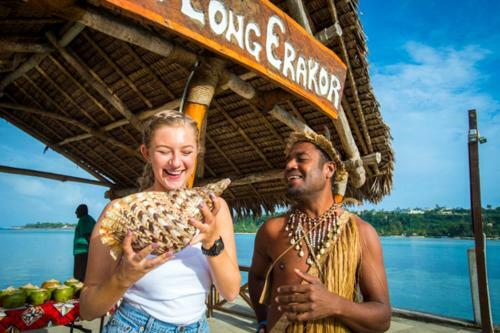 Hotel Erakor Island Resort & Spa