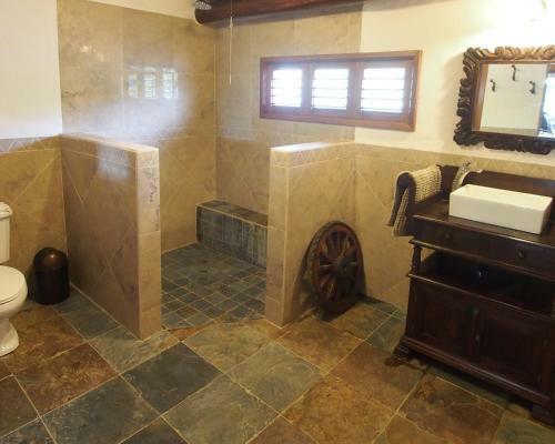 Hostal Rancho Chilamate Horse Ranch