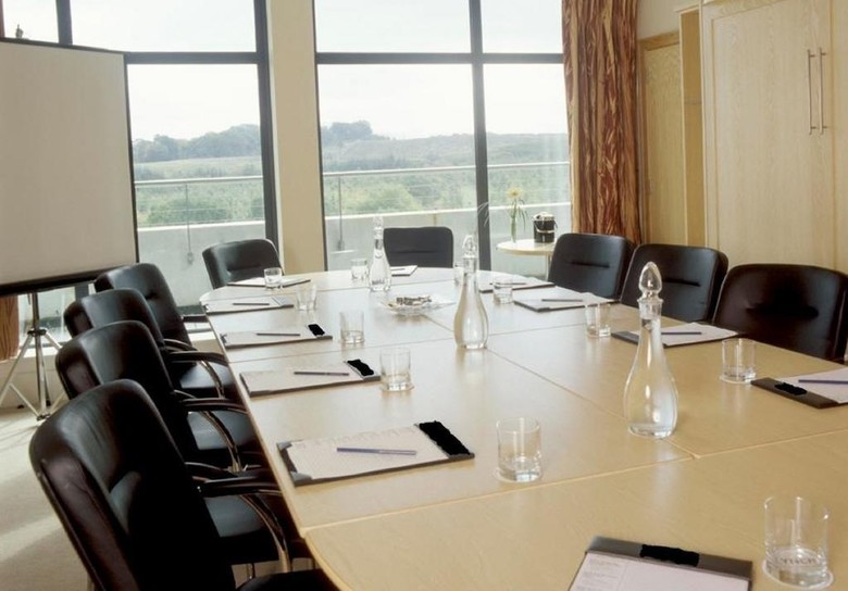 Hotel Green Isle Conference & Leisure