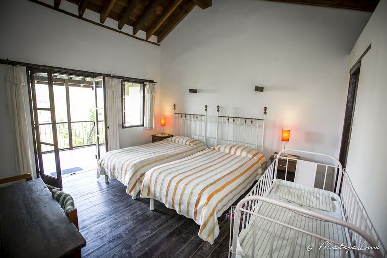 Hostal Ambelikos Traditional Agrohotel