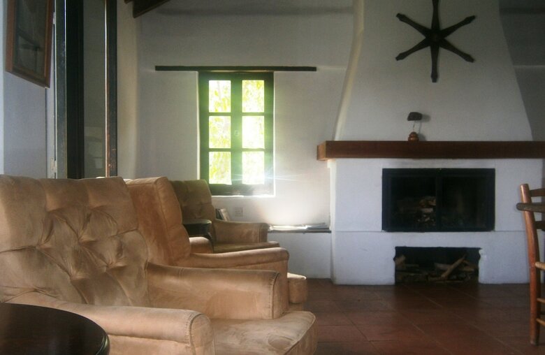 Hostal Ambelikos Traditional Agrohotel