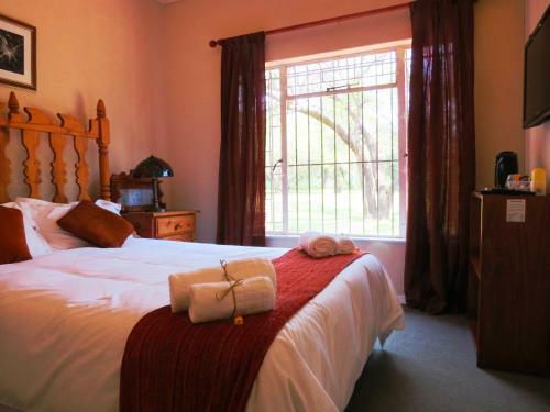 Meerkatplaats Guesthouse And B&B