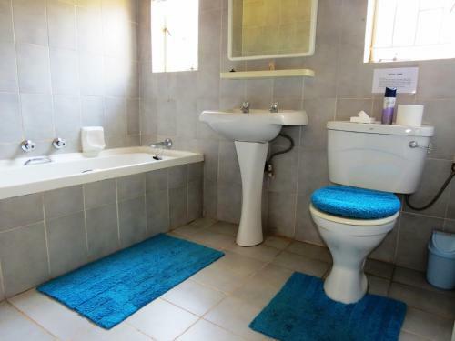 Meerkatplaats Guesthouse And B&B