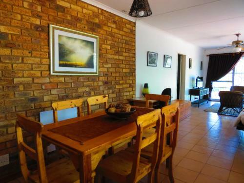 Meerkatplaats Guesthouse And B&B