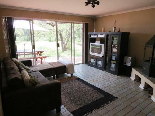 Meerkatplaats Guesthouse And B&B