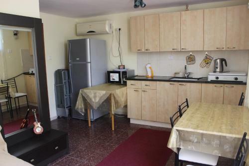 Two Bedroom Apartment With Patio And Pool