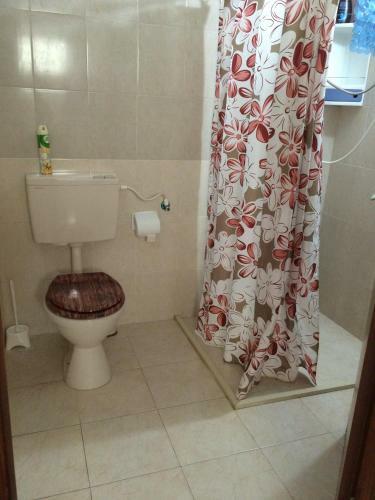 Two Bedroom Apartment With Patio And Pool