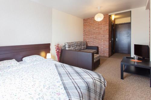 Mini-hotel La Menska