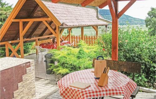 Holiday Home Rokarantoi Utca-szigliget