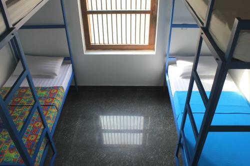 Hostel First @ Colombo Airport