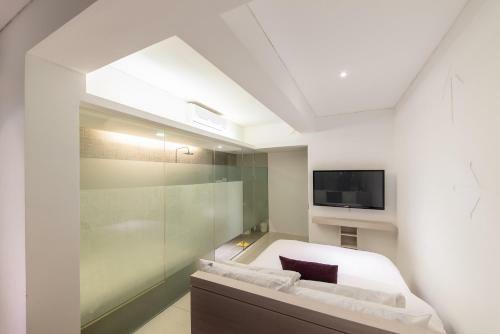 Smart Hotel Geumjeong
